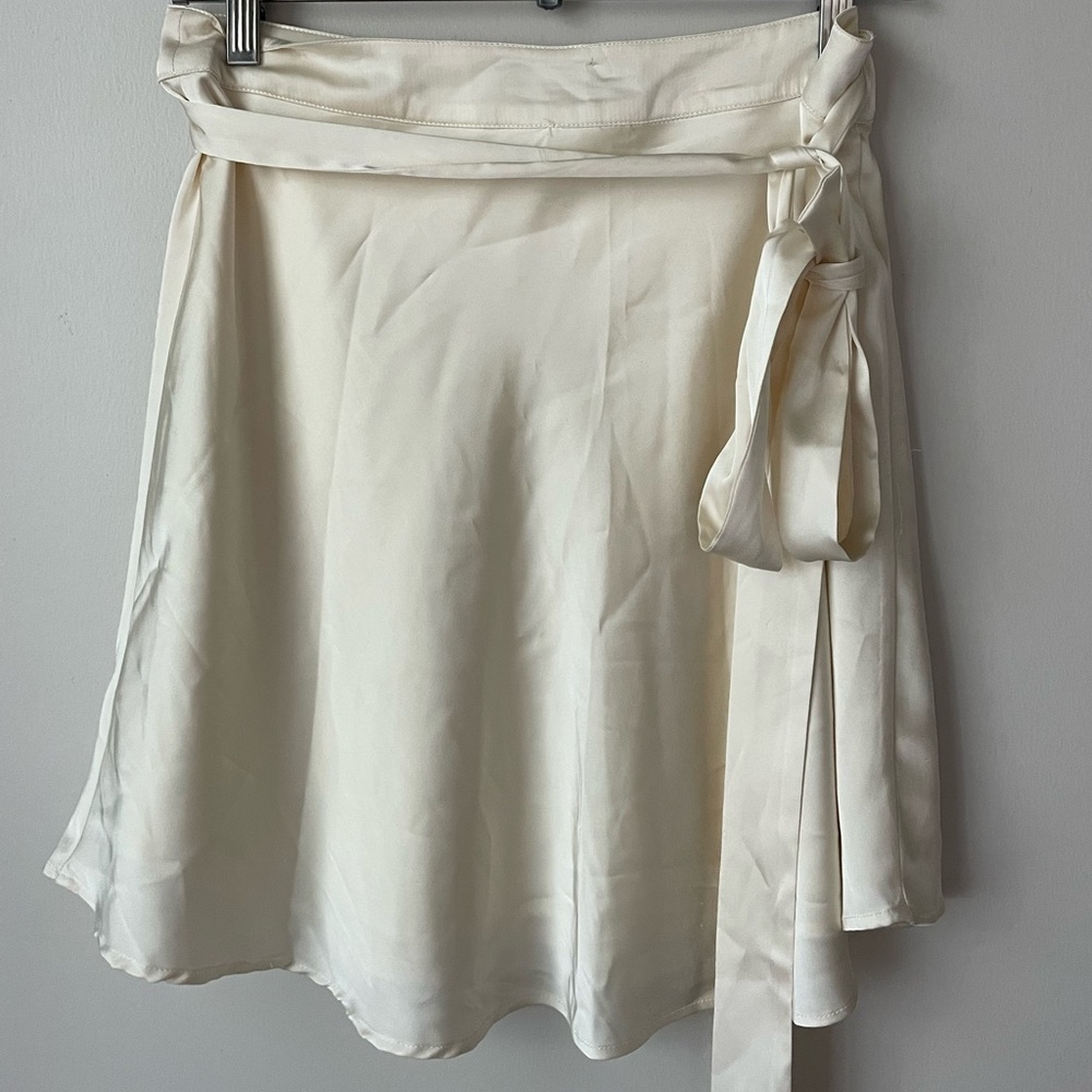 Lelis tie wrap skirt